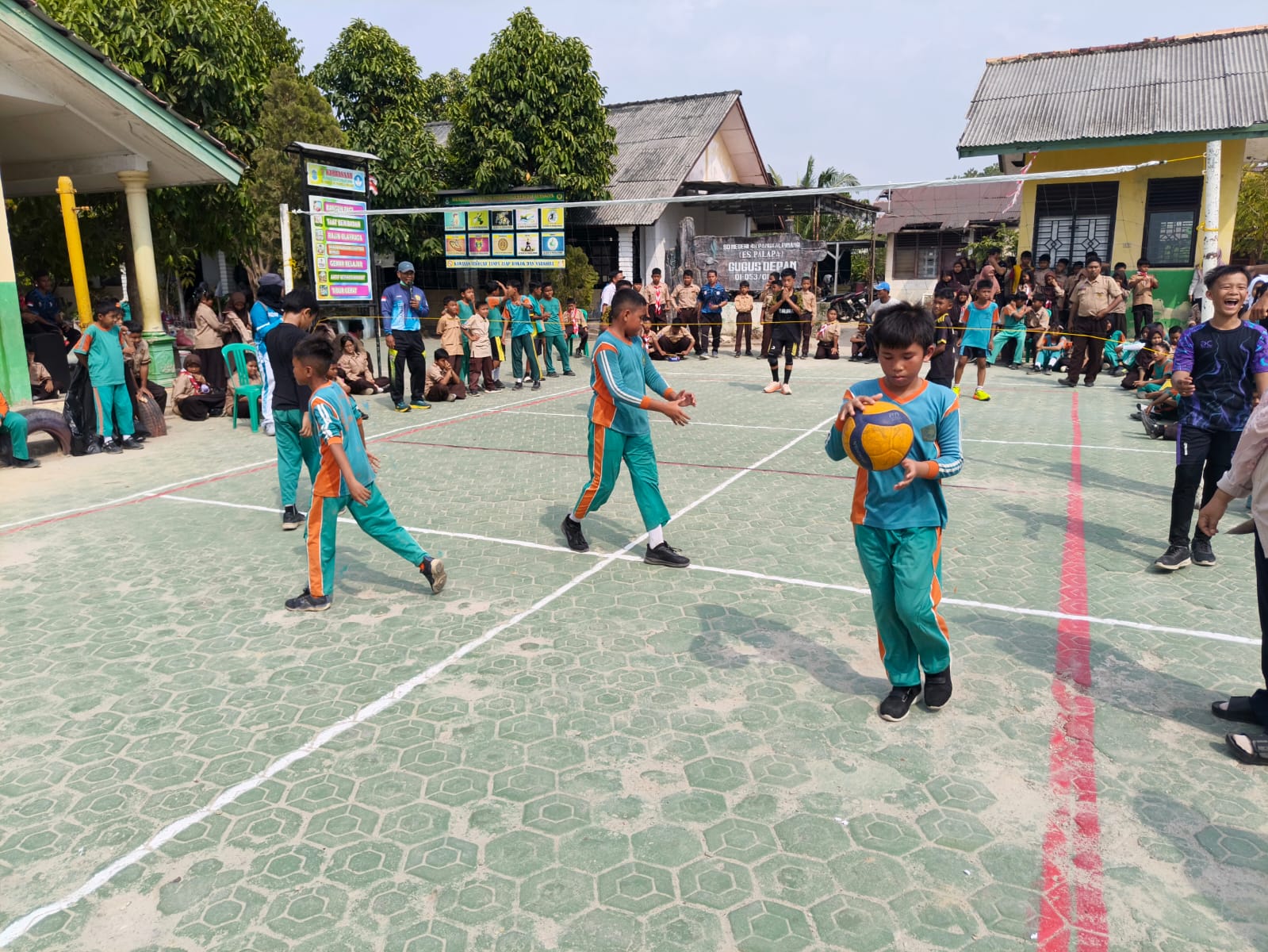 Lomba Voli Tingkat Kelurahan